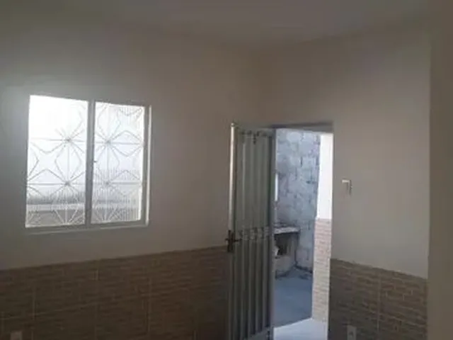 Imagem 11: Casa para Aluguel Possui Cerca 60 Metros Quadrados com 2 Quartos em Gramacho - Duque de Ca