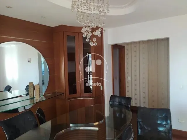 Imagem: O apartamento possui 3 Dormitórios, 2 Banheiros, 2 Vagas