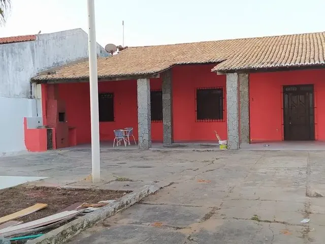Imagem 2: Casa em Pirambu Casa com 4 dormitórios