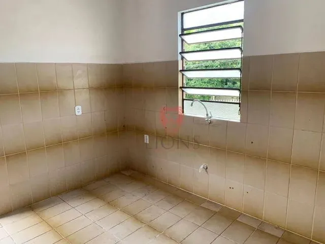 Imagem 3: Casa com 3 Dormitórios para Alugar, 100 M² por R$ 1.825,00/Mês - Centro - Gravataí/Rs
