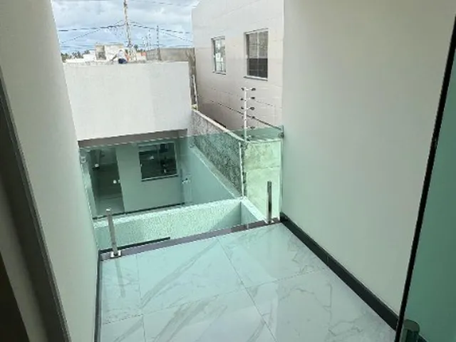 Imagem 2: Vendo casa Duplex em via Pública no Loteamento LUAR DA BARRA. Barra dos