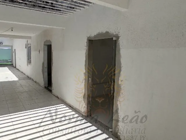 Imagem 4: Casa térrea com piscina na Coroa do Meio, Aracaju/SE. Ideal para Escritórios, Clínicas