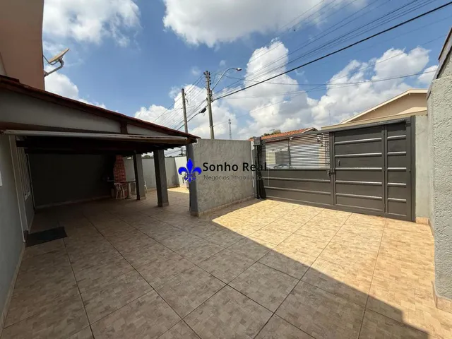Imagem: Casa Térrea com 3 Dormitórios no Centro