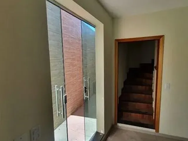 Imagem 7: Casa de Três Quartos no Bairro Ressaca