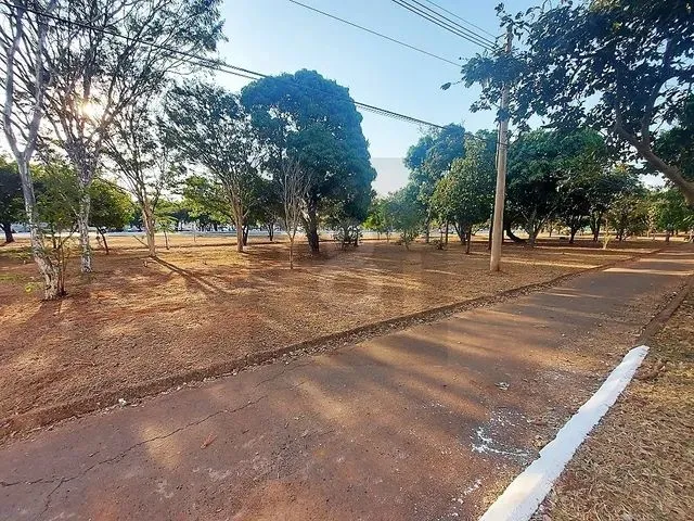 Imagem: Aluguel de Apartamento de 2 Quartos Vazado