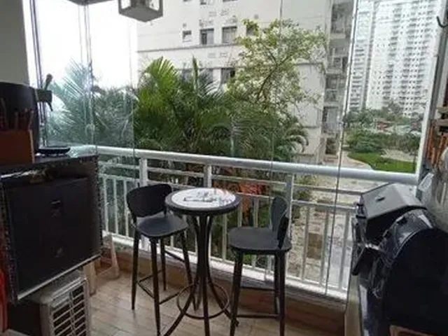 Imagem: Apartamento com 2 Dormitórios À Venda