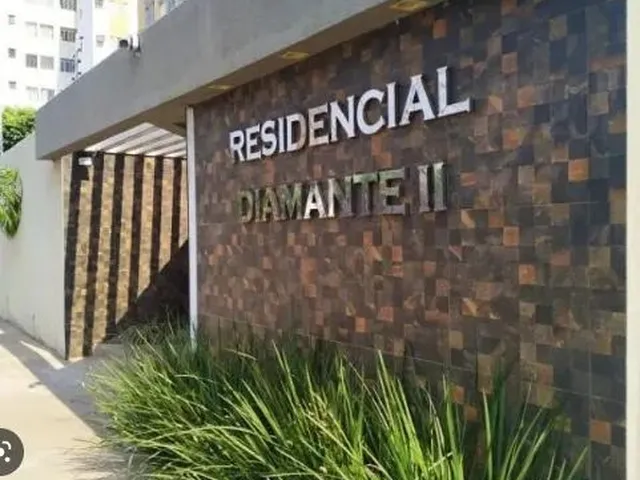 Imagem: Apartamento com 2 Quartos Bem Localizado