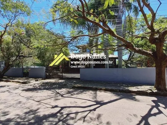 Imagem 1: Casa para Venda em Florianópolis, Rio Tavares, 4 Dormitórios, 2 Suítes, 3 Banheiros, 4