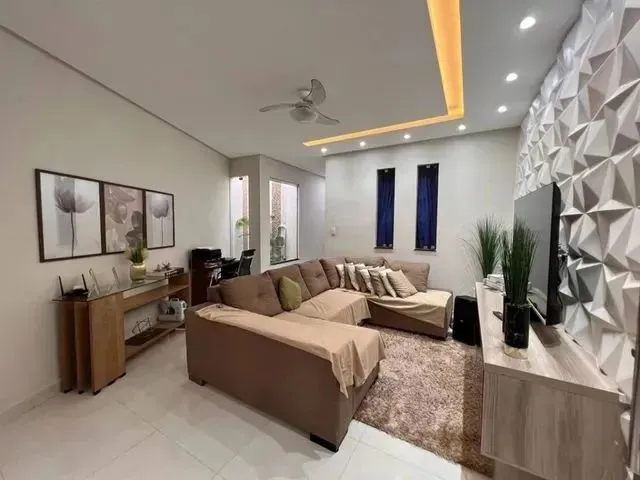 Imagem 1: Casa a Venda em Colina de Laranjeiras