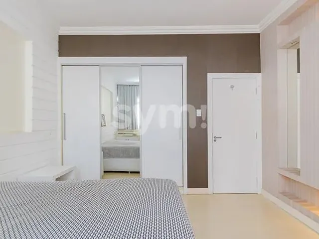 Imagem 8: Curitiba - Apartamento Padrão - Mercês