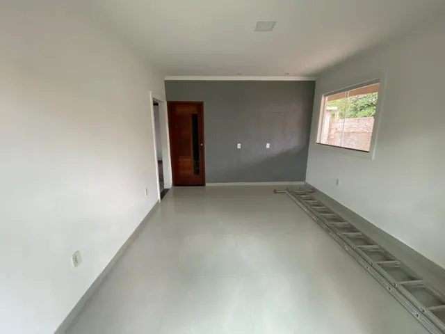 Imagem 10: Imperdível! Casa à venda no Centro de Araruama-RJ, 2 quartos, 1 suíte, sala, banheiro