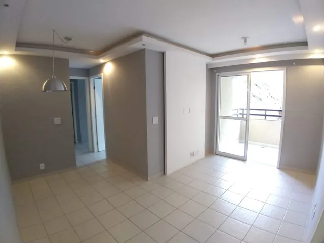 Imagem: O apartamento possui 2 Dormitórios, 1 Suíte, 2 Banheiros,