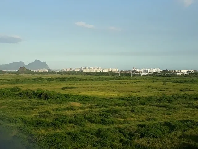 Imagem: A casa possui 3 Dormitórios, 3 Suítes, 4 Banheiros, 2