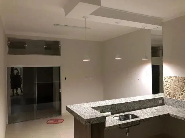 Imagem 9: Casa em Maringá no Bairro Jardim Alvorada com Parcelas