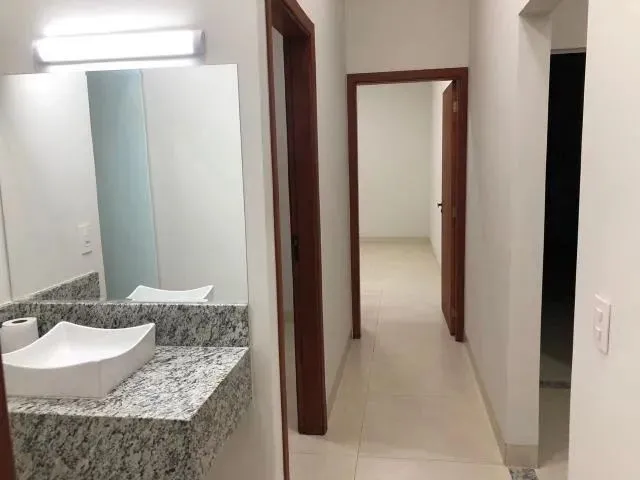 Imagem 3: Casa em Maringá no Bairro Jardim Alvorada com Parcelas