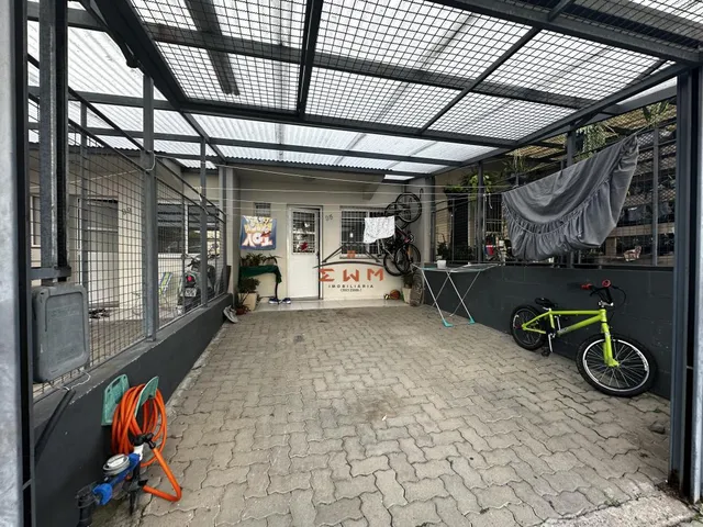 Imagem 2: Sobrado Mobiliado em Farroupilha - 2 Dormitórios, Churrasqueira e Vaga de Garagem