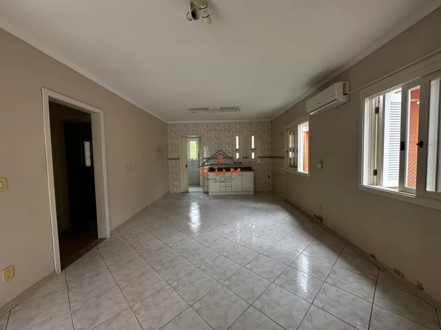 Imagem 7: Casa à venda em Farroupilha - Centro - Com Quintal e Churrasqueira