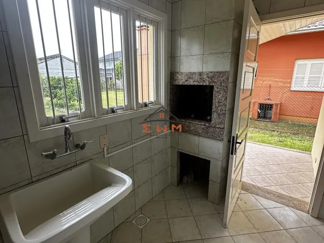 Imagem 14: Casa à venda em Farroupilha - Centro - Com Quintal e Churrasqueira