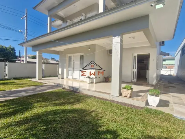 Imagem: Casa com 4 Dormitorio(S) Localizado(A) no