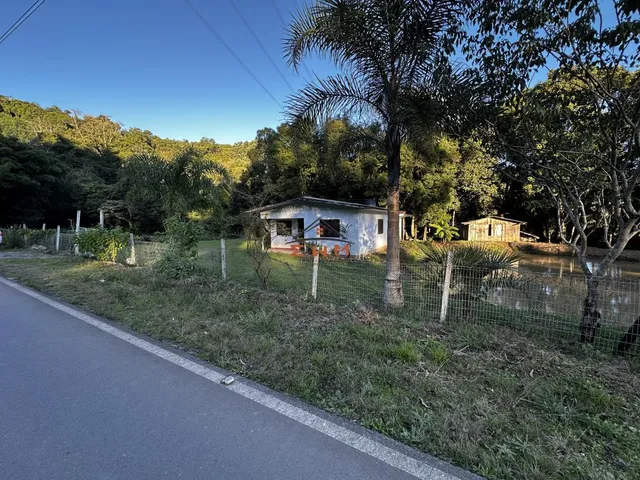 Imagem 8: Chácara à venda em Farroupilha, Linha Ely - com açude e casa, 2 Dormitórios, Cozinha