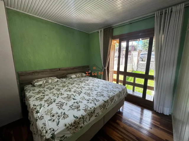 Imagem 14: Casa À Venda em Farroupilha, Bairro Primeiro de Maio, com 3 Dormitórios e Churrasqueira