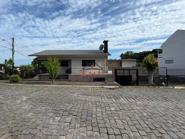 Imagem 2: Casa com 4 Dormitorio(s) localizado(a) no bairro Monte Pasqual em Farroupilha / Rio