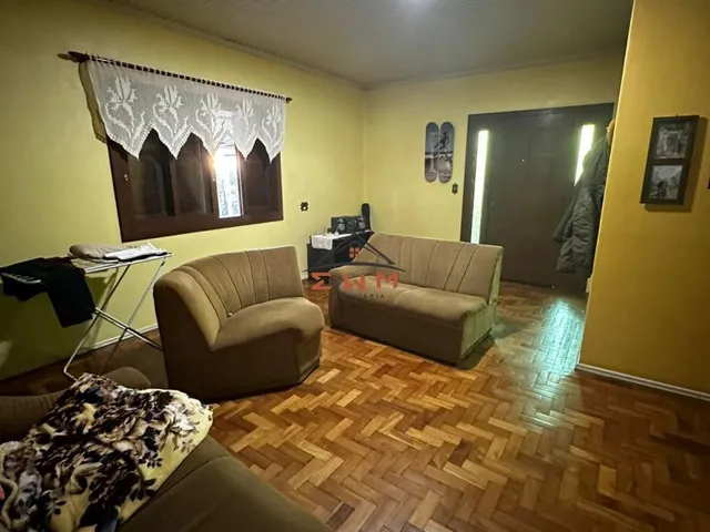 Imagem 6: Casa à venda em Farroupilha, Vicentina - 3 Dormitórios, Suíte, Churrasqueira e 2 Vagas