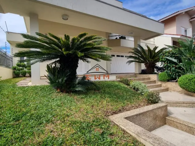 Imagem 1: Casa de Alto Padrão com 4 Dormitórios em Farroupilha - Centro