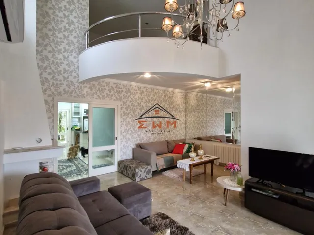 Imagem 14: Casa de Alto Padrão com 4 Dormitórios em Farroupilha - Centro