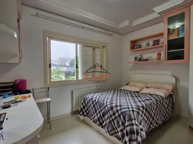 Imagem 10: Casa de Alto Padrão com 4 Dormitórios em Farroupilha - Centro