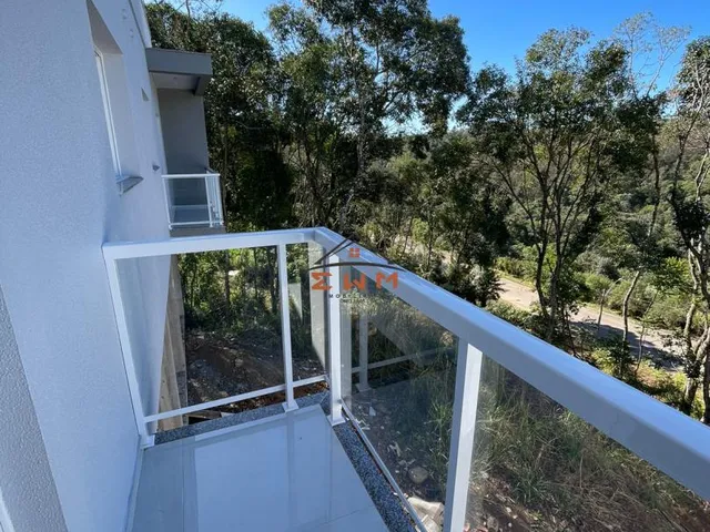 Imagem 13: BELISSIMA CASA GEMINADA COM 98 METROS