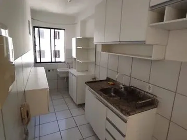 Imagem 2: Lindo Apto. com 2 Quartos Sendo 1 Suíte e Varanda, por Trás da Loja Carajás!
