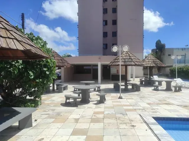 Imagem 15: Lindo Apto. com 2 Quartos Sendo 1 Suíte e Varanda, por Trás da Loja Carajás!