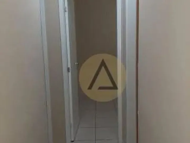 Imagem 2: Apartamento com 3 Dormitórios À Venda, 70 M² por R$ 250.000,00 - Granja dos Cavaleiros