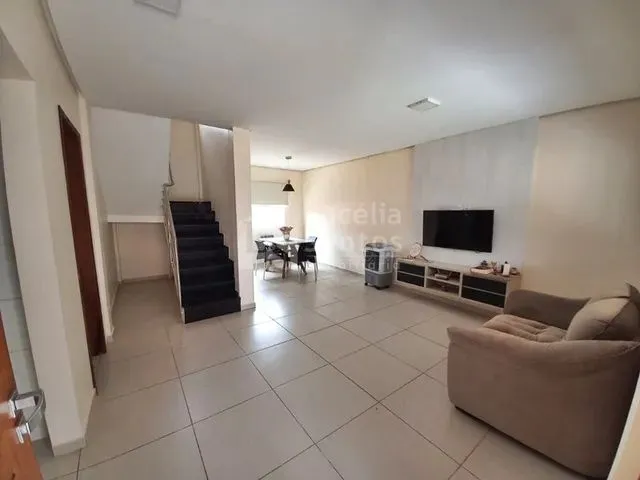 Imagem 9: Casa Dúplex em Condomínio Pertinho da Kennedy nos Morros com 3 Suítes Móveis