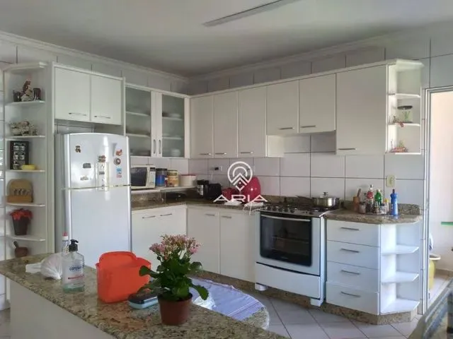 Imagem 6: Casa Reformada com Piscina e Churrasqueira, 3 Quartos Sendo 1 Suíte - Jardim Império Do