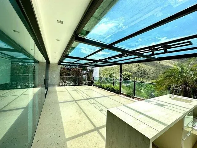 Imagem: Apartamento Triplex com 3 Dormitórios À