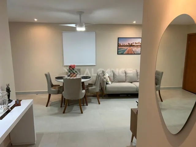 Imagem: Apto - 3 Quartos - 1 Suíte - 197,69 m²