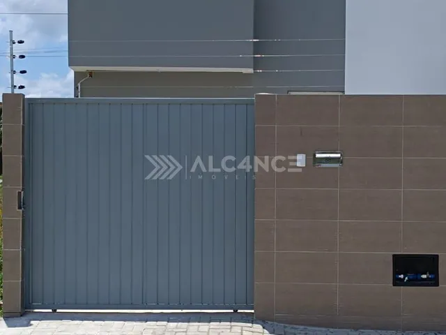 Imagem: Casa - 2 Quartos - 1 Suíte - 57 m² - João