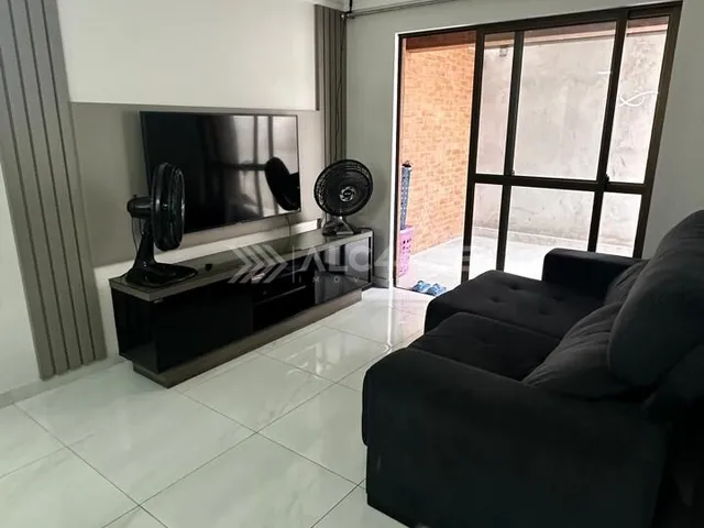 Imagem: Apto - 3 Quartos - 1 Suíte - 138,22 m²