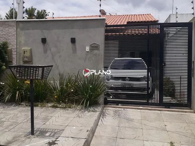Imagem: VENDO EXCELENTE CASA 3/4 COM SUÍTE NA MANGABEIRA