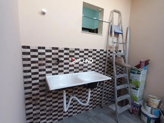 Imagem 10: VENDO CASA DE RUA PUBLICA BEM LOCALIZADA