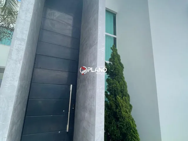 Imagem: Alugo Casa em Condominio Fechado
