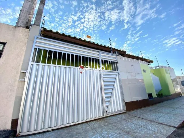 Imagem: VENDO EXCELENTE CASA COM 5/4