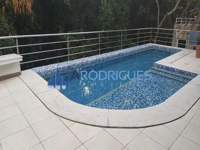 Imagem: Casa À Venda em Alphaville I, Salvador