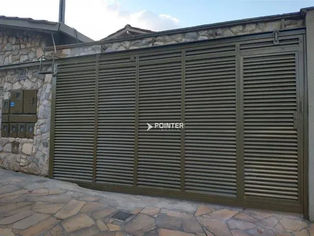 Imagem: Casa com 4 Dormitórios para Alugar, 250