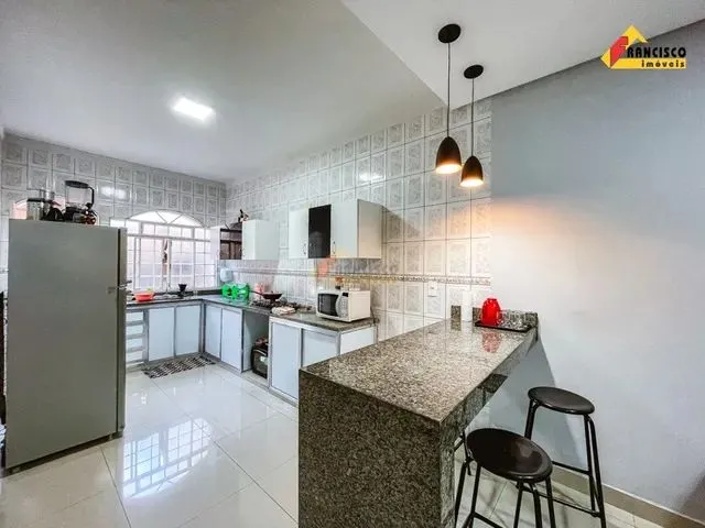 Imagem: Casa para Aluguel, 3 Quartos, 4 Vagas, Chanadour