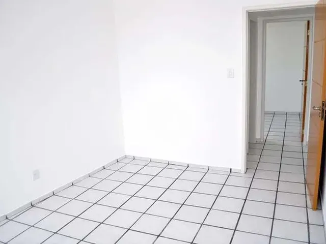 Imagem 4: Apartamento de 2 Quartos para Alugar no Bairro Centro