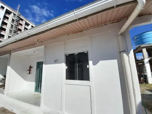 Imagem: Casa de 2 Quartos para Alugar no Bairro