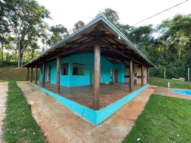 Imagem 2: Sítio com Casa de 03 Quartos, com Área de 600 M² em Itatiaiuçu Mg